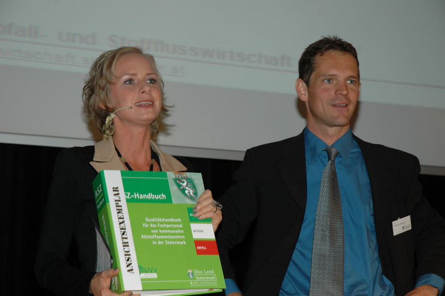 Ing. Angelika Ertl mit Dr. Christian Schreyer vom Dachverband der AWV´s