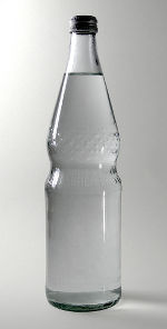 Mehrwegglasflasche © FA19D / DI Gungl Mehrwegglasflasche © FA19D / DI Gungl