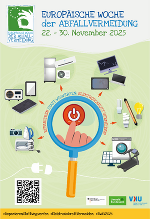 Plakat zeigt verschiedene Elektroaltgeräte wie PCs, Bügeleisen, Radio, Kochplatte, Glühbirnen, Handy, Kühlschrank. Plakat zeigt verschiedene Elektroaltgeräte wie PCs, Bügeleisen, Radio, Kochplatte, Glühbirnen, Handy, Kühlschrank.
