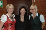 Moderatorin Silvia Gaich mit dem Organisationsteam von Eco4ward, Hermine Dimitroff-Regatschnig und Ing. Daniela List