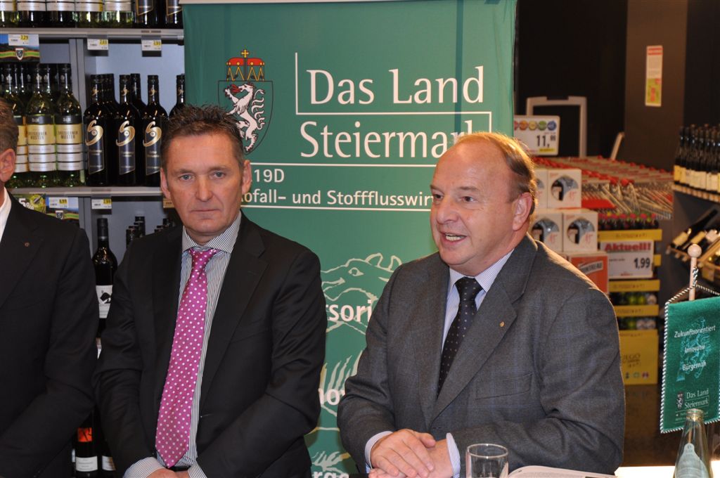 ARA Vorstand Ing. Werner Knausz mit AGR GF Komm. Rat. Gerhard A. Lacher