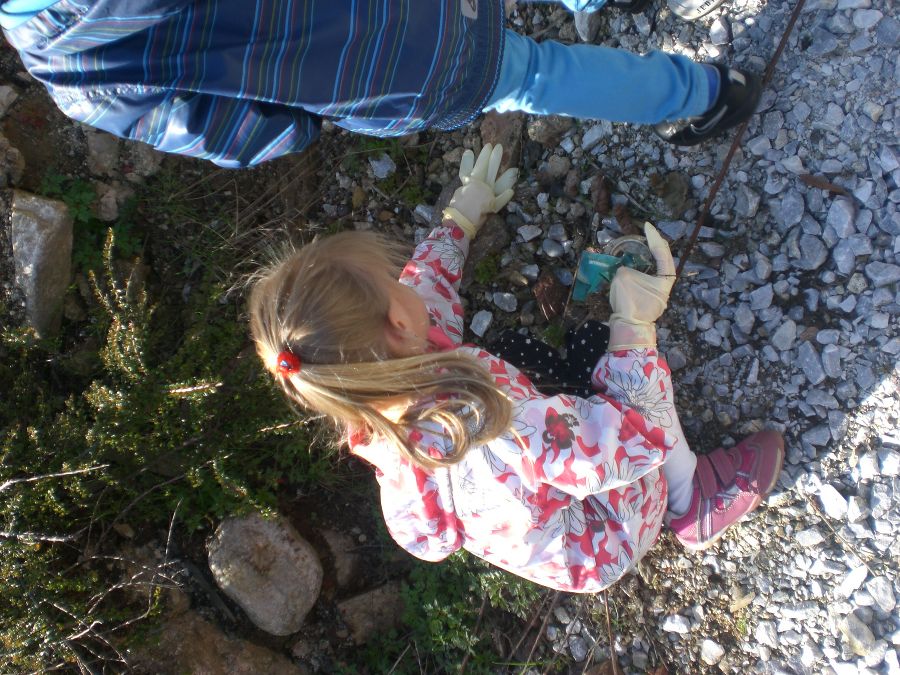 Kindergarten Jägersteig in Judenburg beim Frühjahrsputz 2014