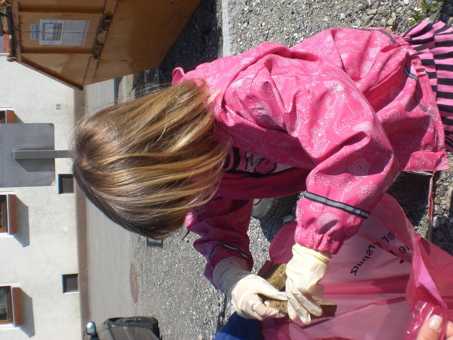 Kindergarten Jägersteig in Judenburg beim Frühjahrsputz 2014