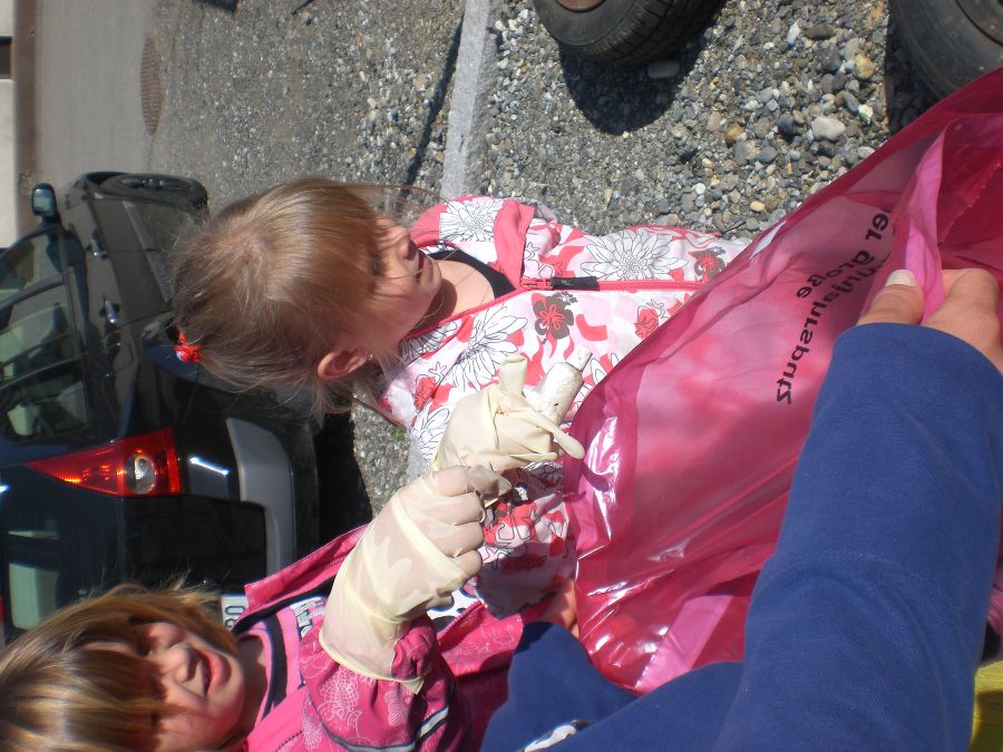 Kindergarten Jägersteig in Judenburg beim Frühjahrsputz 2014