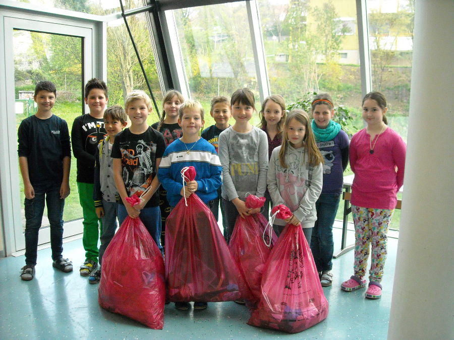 Volksschule Fohnsdorf nach der Flurreinigung