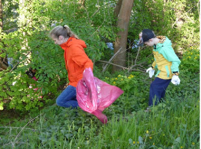 Steirische Berg- und Naturwacht mit Asylwerbern in Graz 