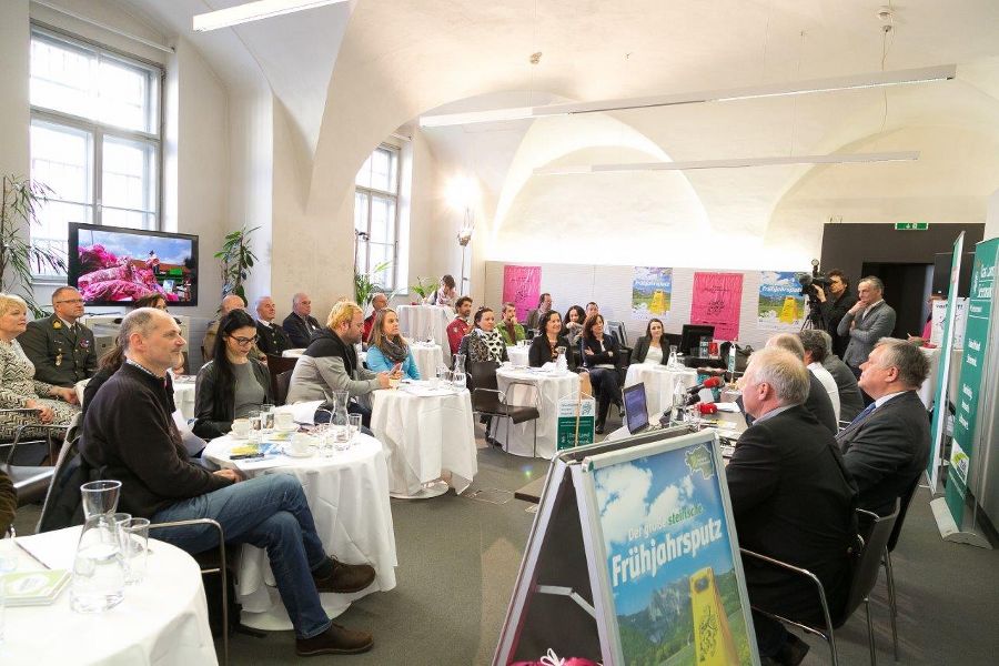 Pressekonferenz: "Der große steirische Frühjahrsputz 2017" Pressekonferenz: "Der große steirische Frühjahrsputz 2017"