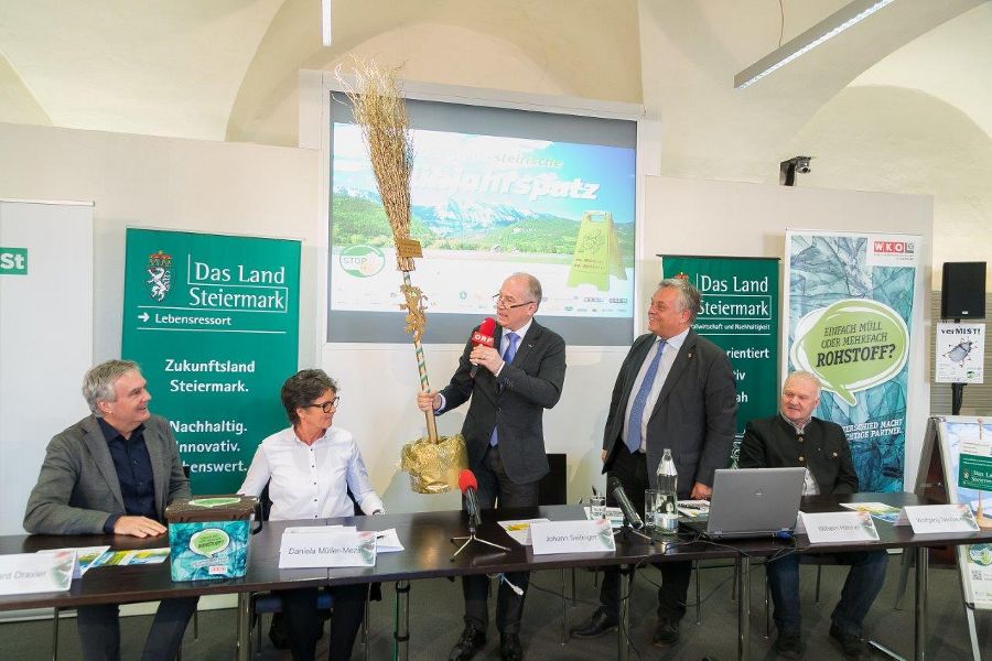 Pressekonferenz: "Der große steirische Frühjahrsputz 2017" Pressekonferenz: "Der große steirische Frühjahrsputz 2017"
