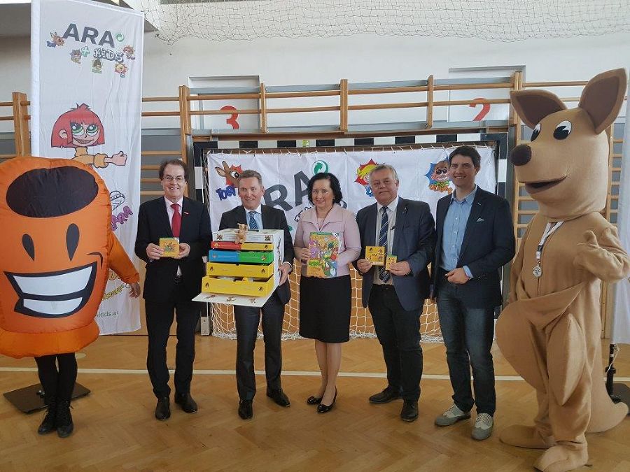 Besuch der Volksschule Lieboch am 17. März 2017 durch die Landesschulratspräsidentin Elisabeth Meixner und ARA Vorstand Werner Knausz 