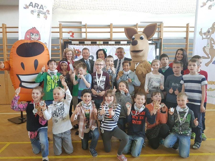 Besuch der Volksschule Lieboch am 17. März 2017 durch die Landesschulratspräsidentin Elisabeth Meixner und ARA Vorstand Werner Knausz 