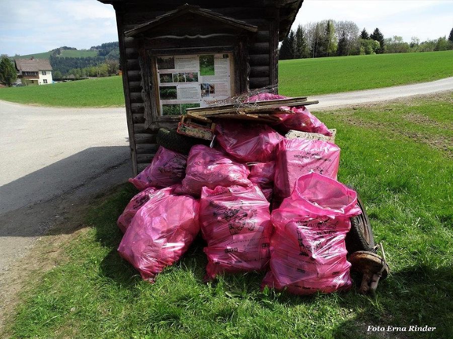 Berg- und Naturwacht in Weißkirchen