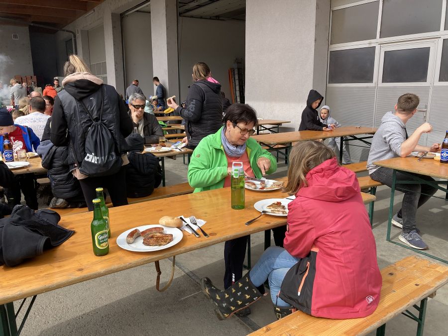 Rege Teilnahme beim Frühjahrsputz in der Gemeinde Fernitz-Mellach;