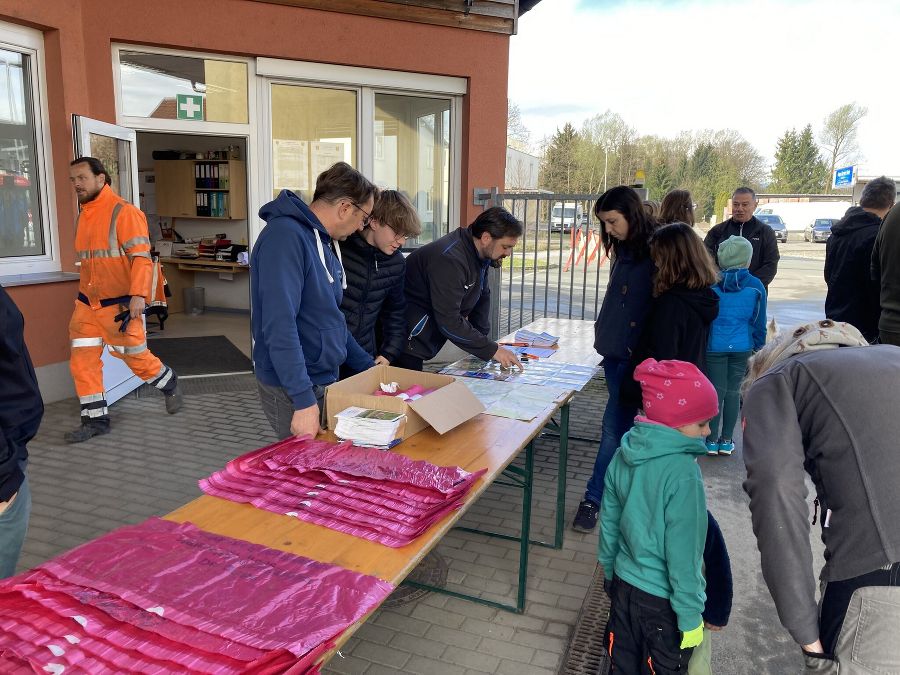 Rege Teilnahme beim Frühjahrsputz in der Gemeinde Fernitz-Mellach;