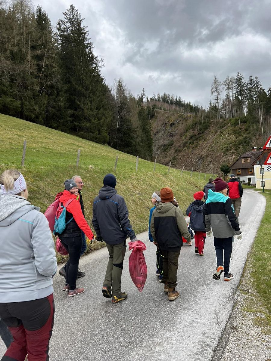 Team Dahoam in ÖBLARN und Naturfreunde Öblarn;