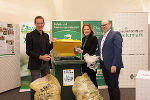 Christian Schreyer, LR Simone Schmiedtbauer und Andreas Pertl präsentierten heute Vormittag die Eckpunkte zur neuen Vorgangsweise bei der Entsorgung von Leicht- und Metallverpackungen © Lebesressort/Gasser